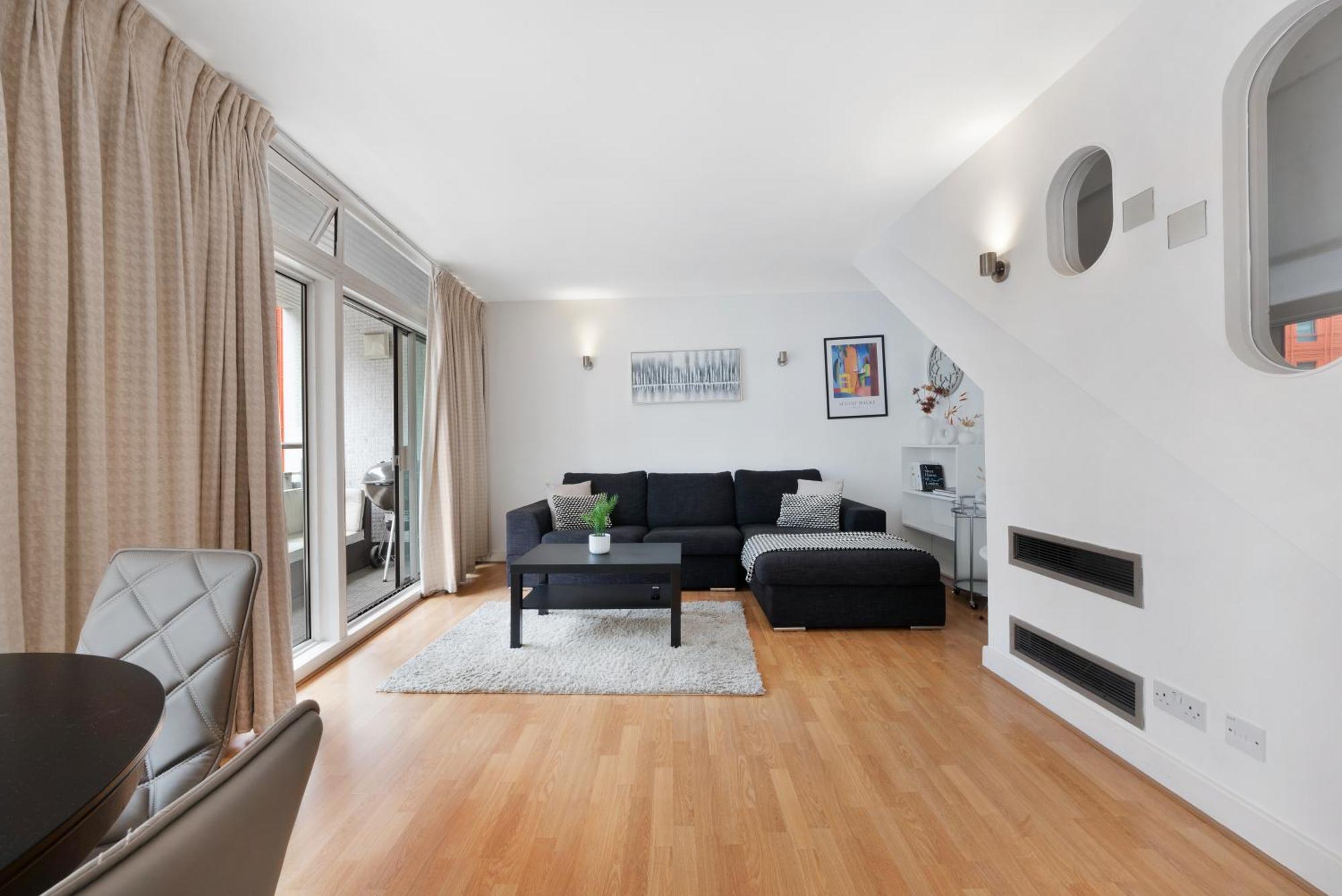 2 Bed Apartment- Central London- Lift & Balcony Zewnętrze zdjęcie